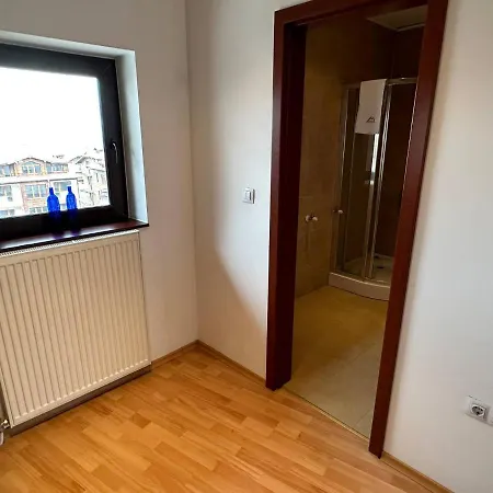 South Facing Bright Mountain View Penthouse - 2 Balconies, 300mbps Wifi, Washer Appartement Bansko