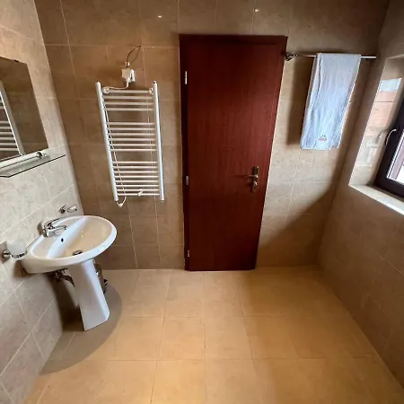 Appartement South Facing Bright Mountain View Penthouse - 2 Balconies, 300mbps Wifi, Washer