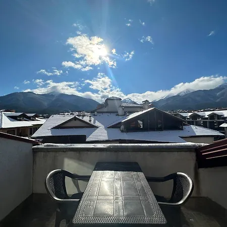 Bright Mountain View Penthouse - 300mbps Wi-fi Appartamento Bansko