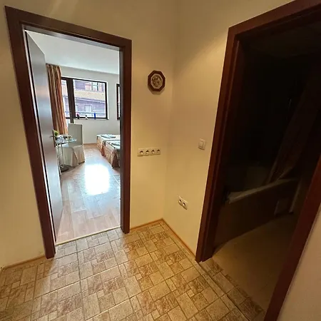 South Facing Bright Mountain View Penthouse - 2 Balconies, 300mbps Wifi, Washer Appartement *